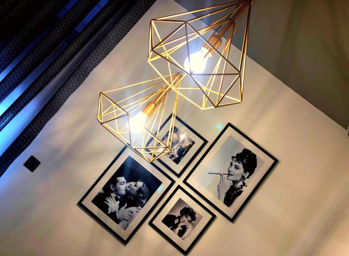 Cinematique Hotel Mosta Ngoại thất bức ảnh