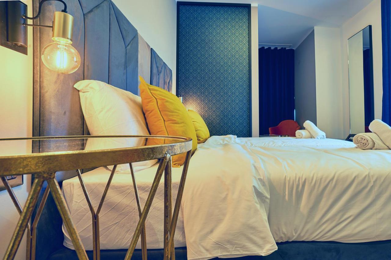 Cinematique Hotel Mosta Ngoại thất bức ảnh