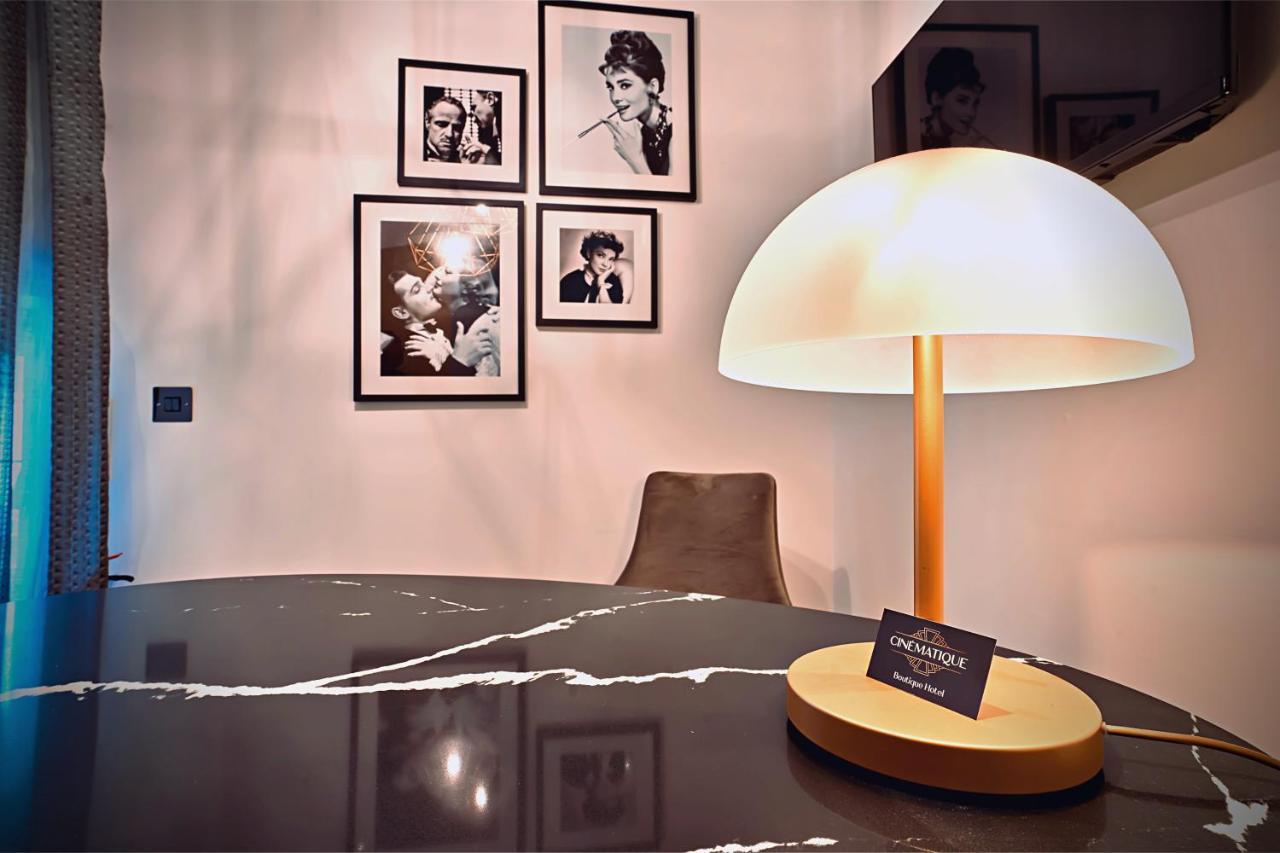 Cinematique Hotel Mosta Ngoại thất bức ảnh