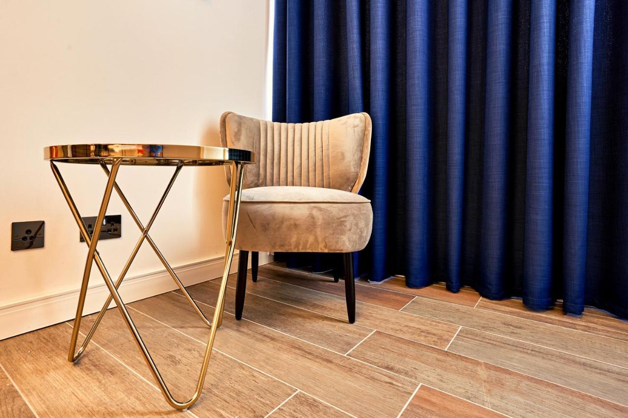 Cinematique Hotel Mosta Ngoại thất bức ảnh
