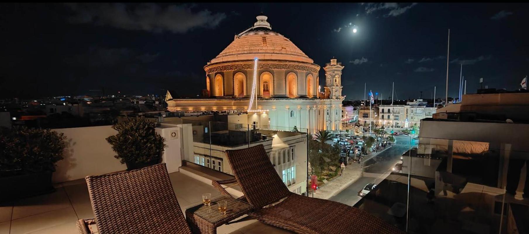 Cinematique Hotel Mosta Ngoại thất bức ảnh